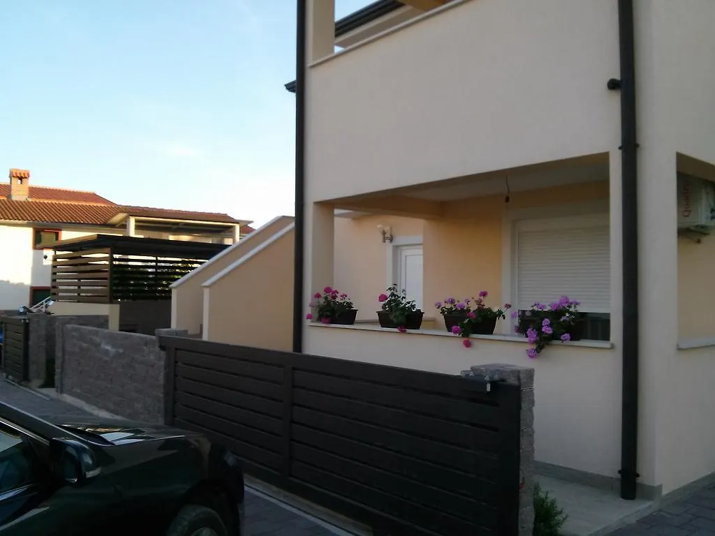Apartments Lena location
